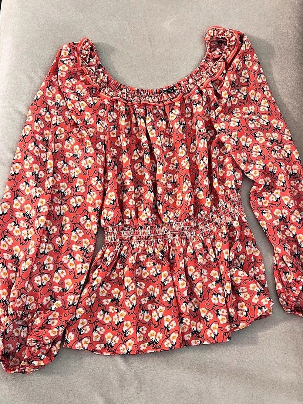 Max Edition Floral Blouse in Orange Coral Size Small Like New